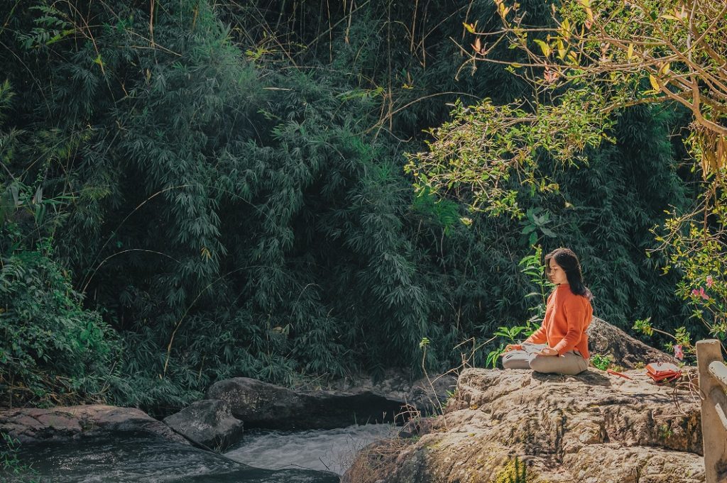 Como fazer yoga sensual