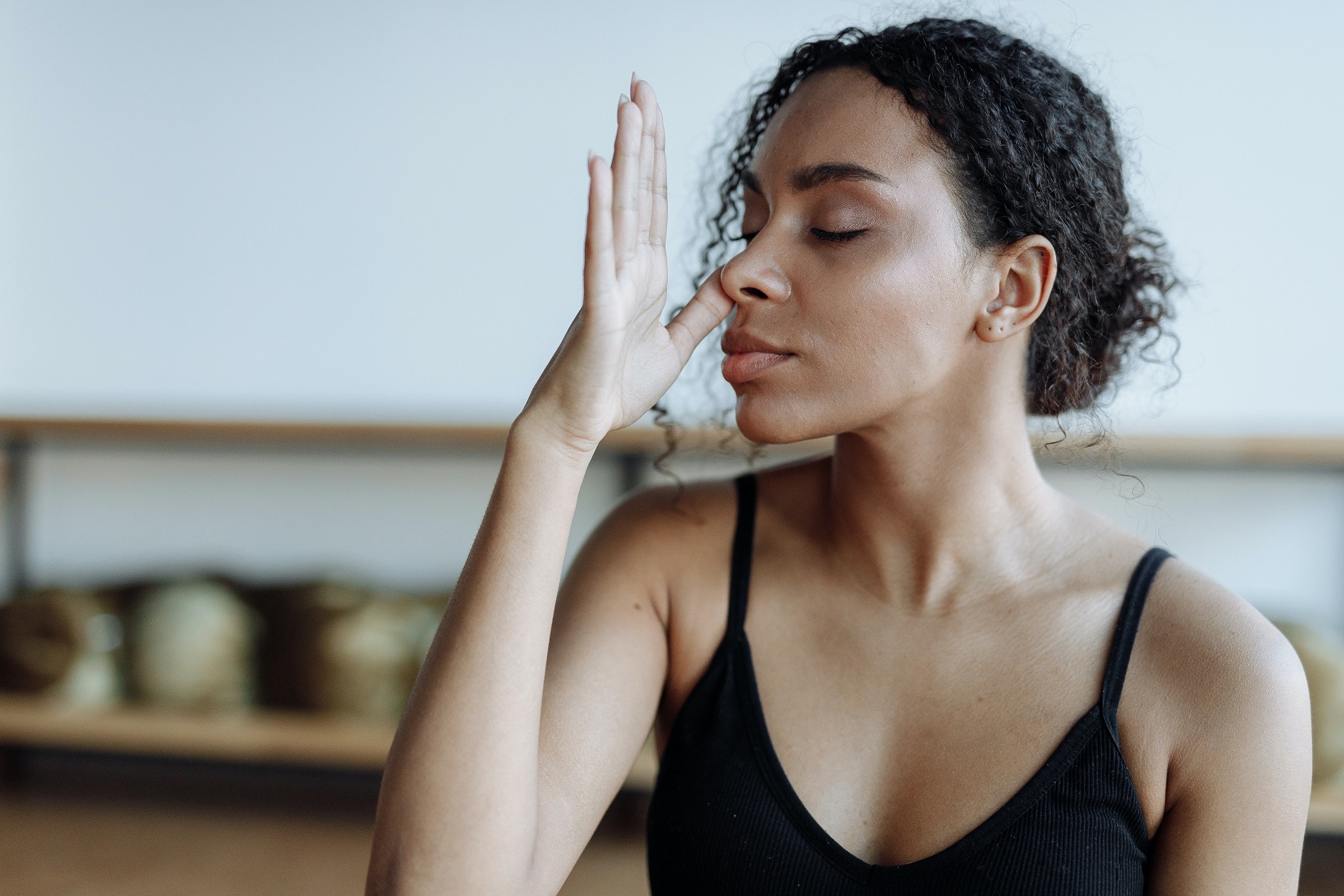 How to breathe properly while meditating