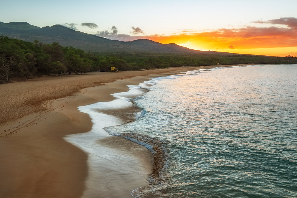 Kihei Beach in Maui Hawaii an amazing place to do Yoga and Meditation